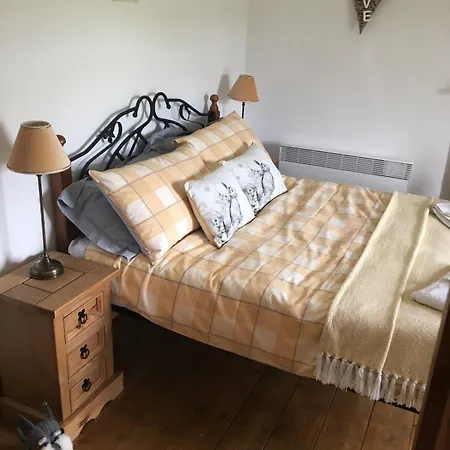 Rambling Rose Cottage, Near Staithes